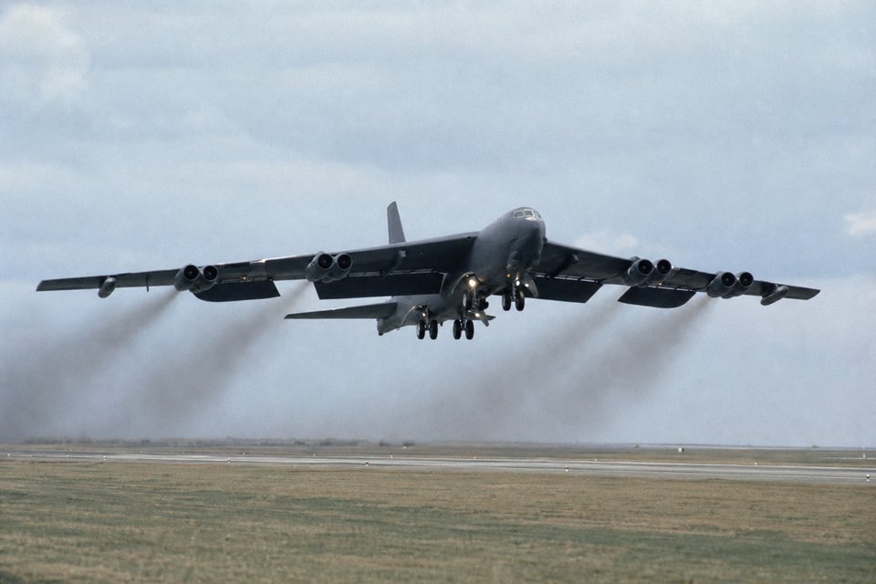 B-52 Stratofortress: Specifications, Combat History and the B-52J Upgrade (AI-generated image)